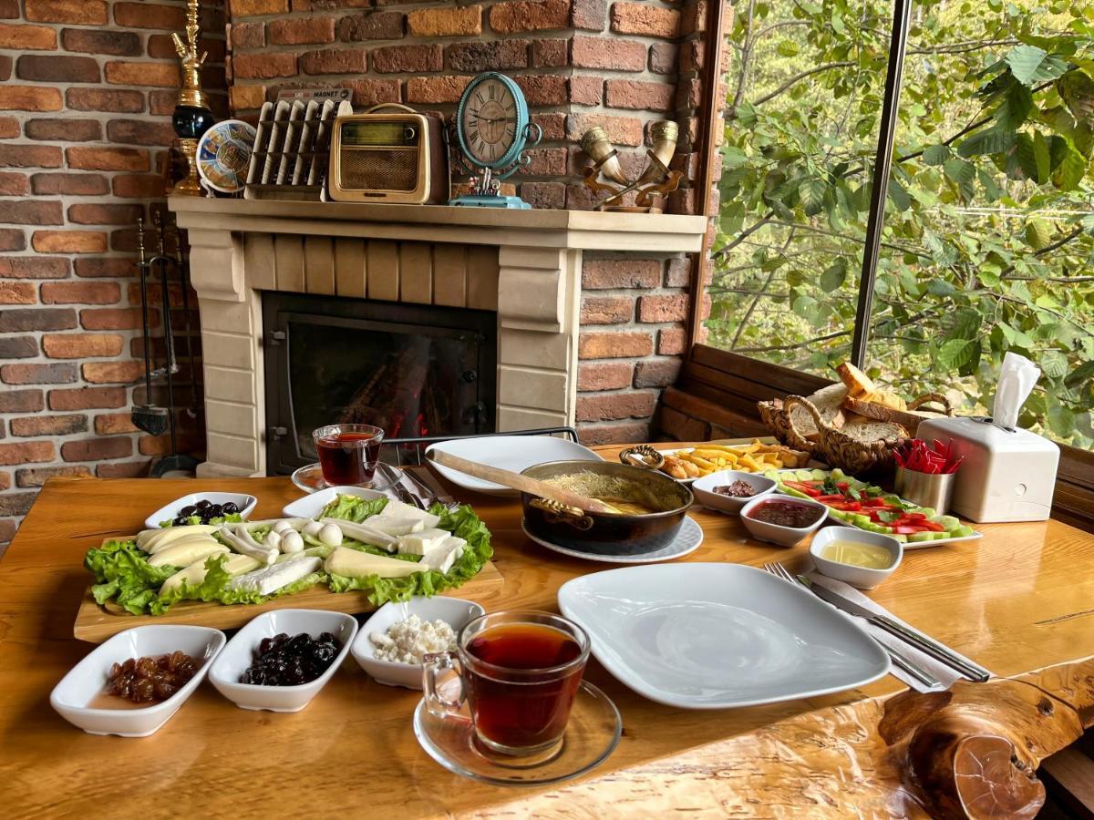 Medi Soho Bungalov Cafe Bed & Breakfast Rize Bagian luar foto