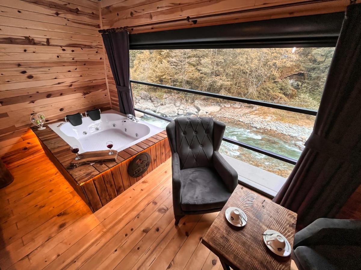 Medi Soho Bungalov Cafe Bed & Breakfast Rize Bagian luar foto